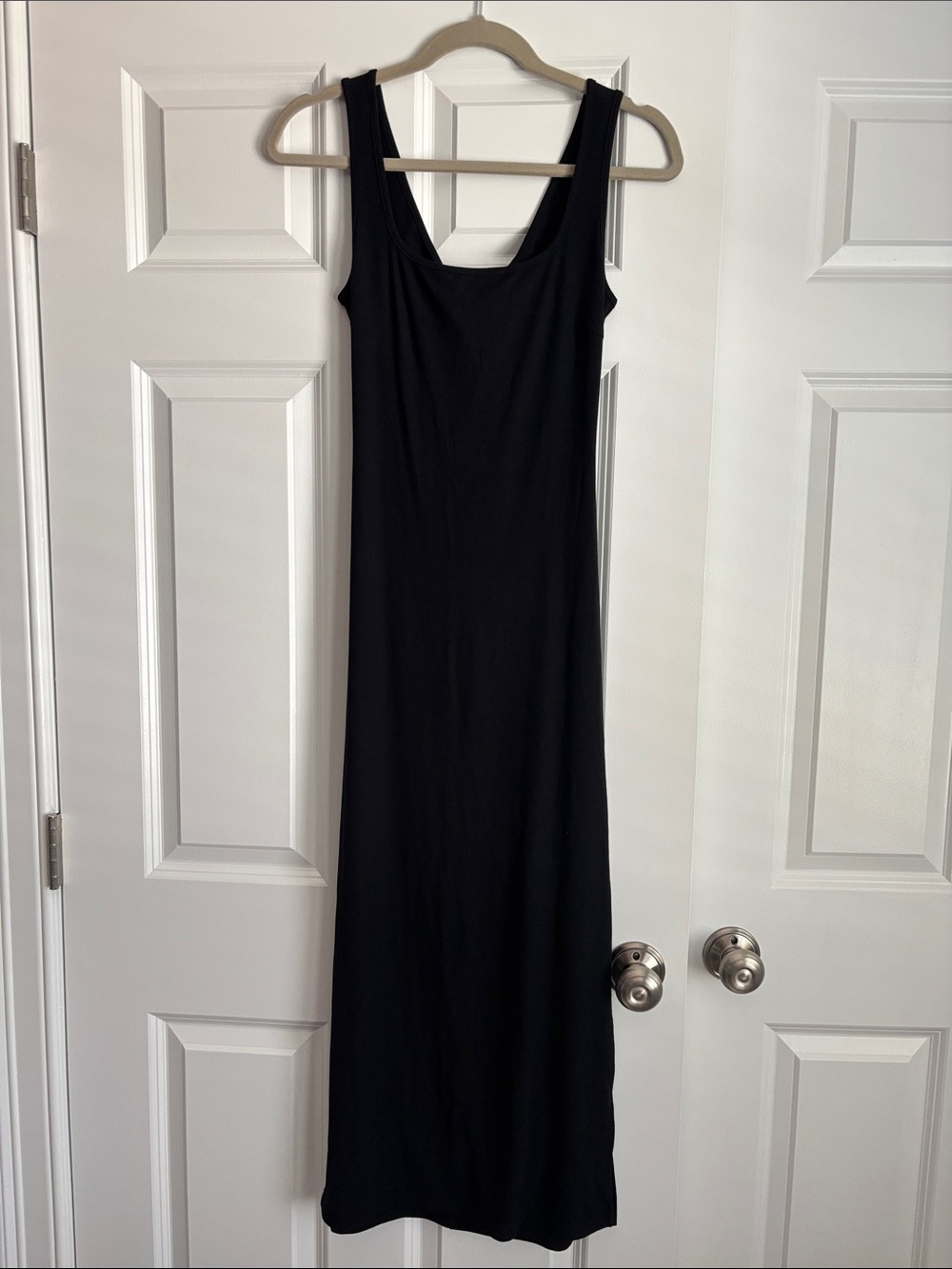 Classic Black Sleeveless Maxi Dress